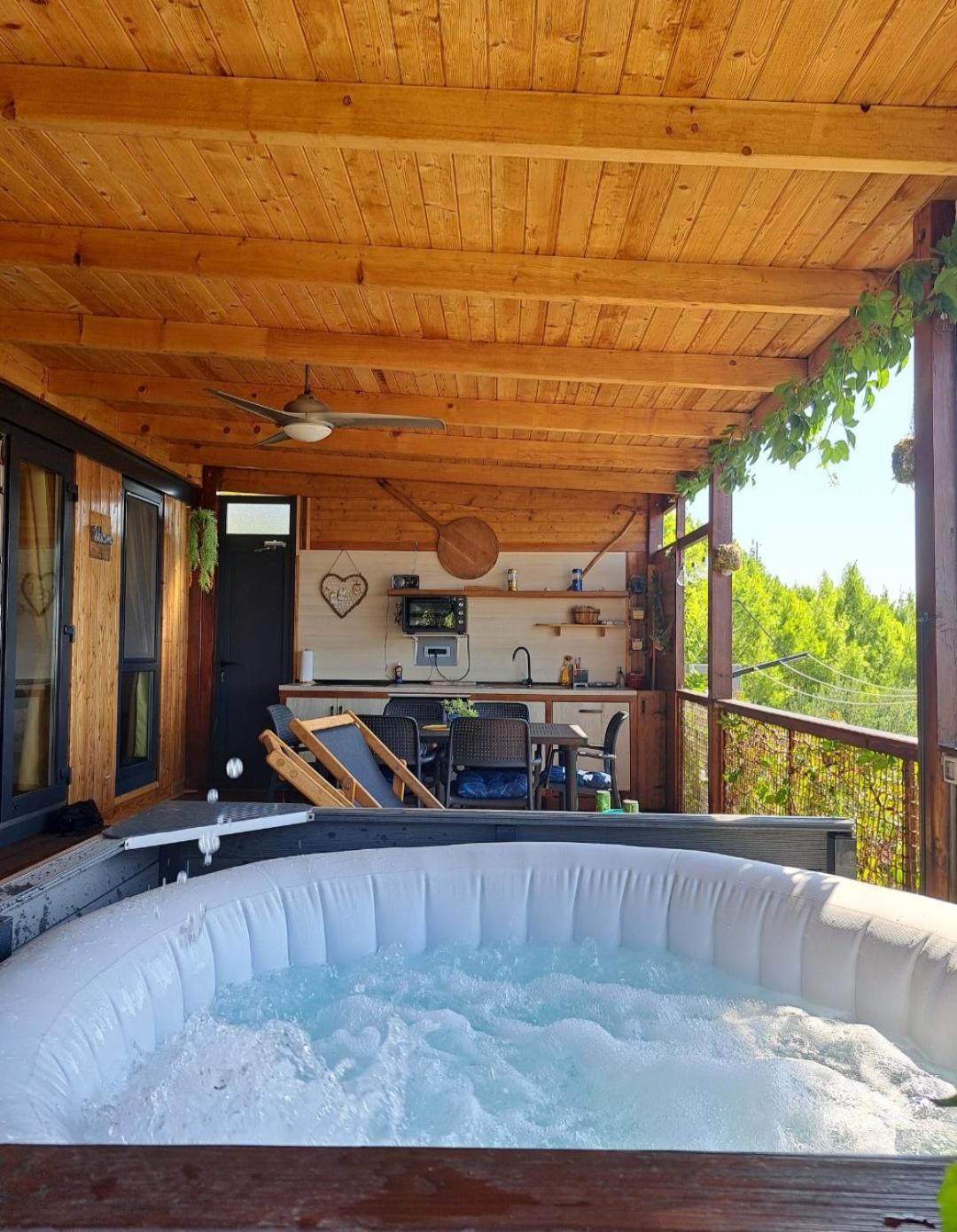 Bella Vista With Jacuzzi 1 Villa Omis Exterior photo